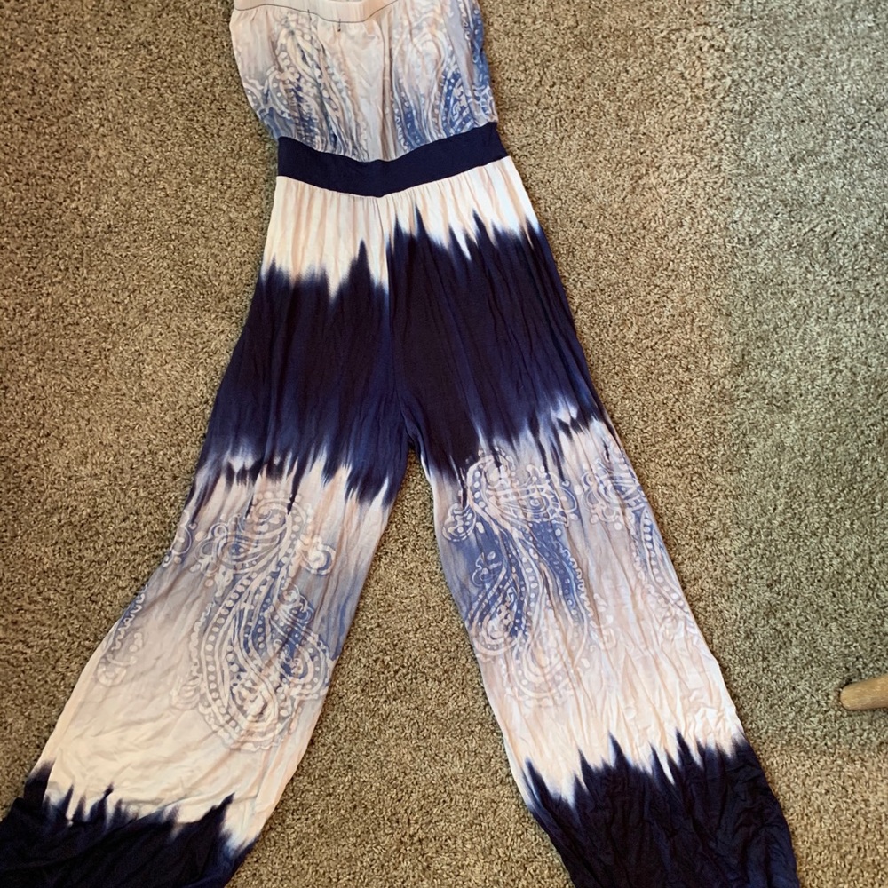 Monteau Romper - Picture 3 of 4